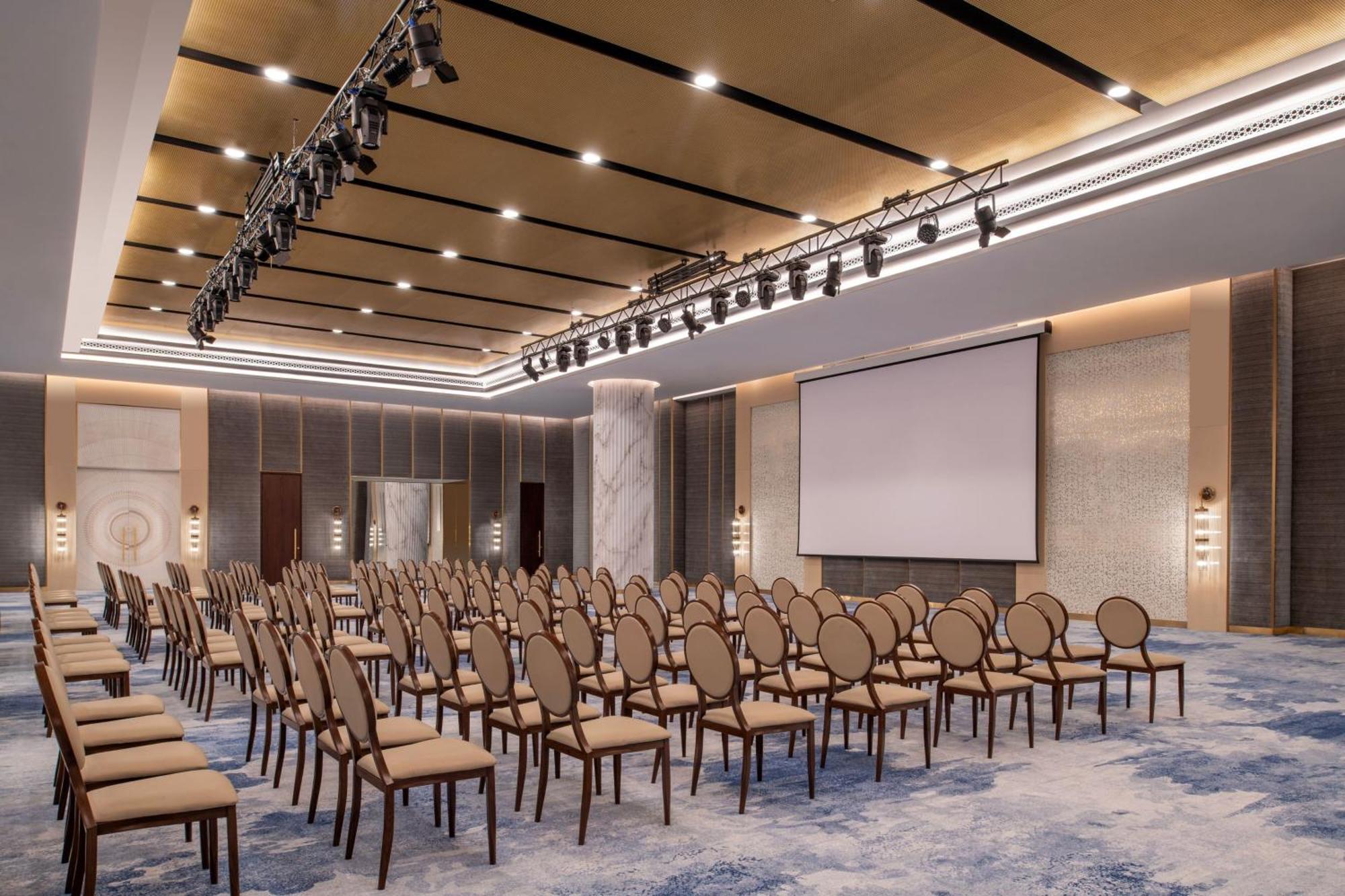 The St. Regis Marsa Arabia Island, The Pearl Qatar Hotel Doha